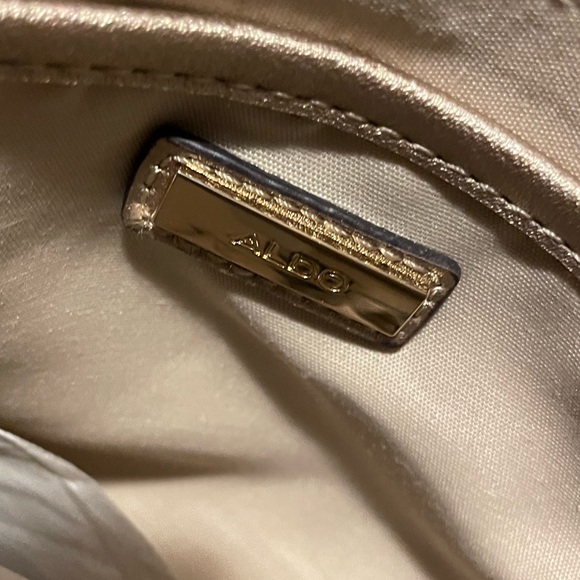 ALDO PURSE!! - Picture 5 of 6